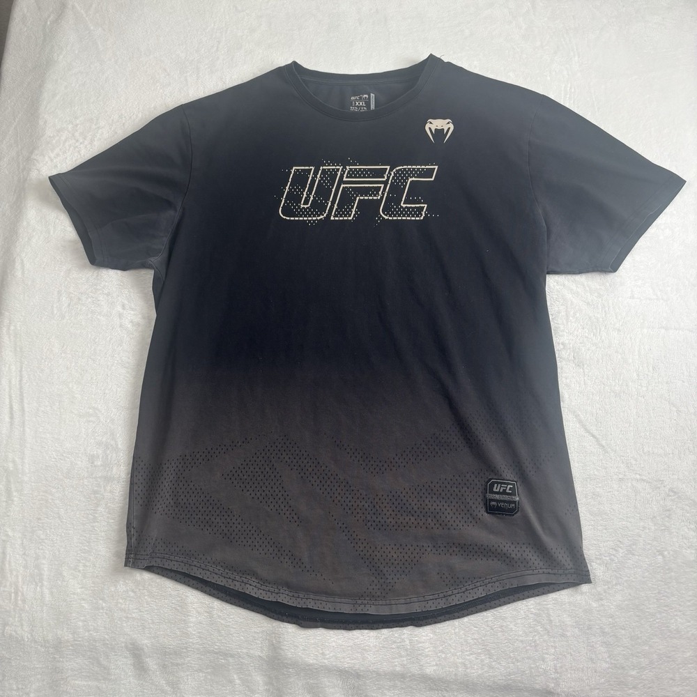 UFC Venum Black Grey MMA Ombre Short Sleeve Shirt Pit Stains Men's 2XL